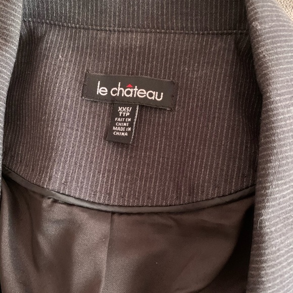 Blazer - Picture 2 of 2